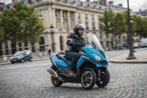 Scooter Peugeot Metropolis 400